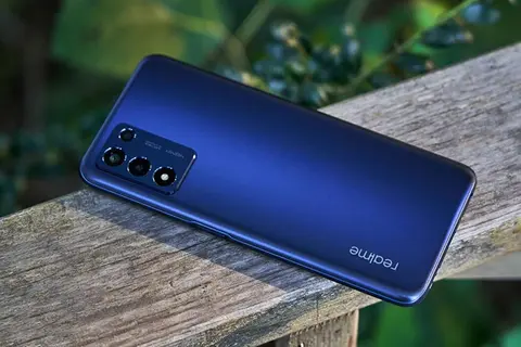 Trên tay Realme Q3s: Màn 144Hz, Snapdragon 778G, 3 camera 48MP và giá chỉ hơn 5 triệu