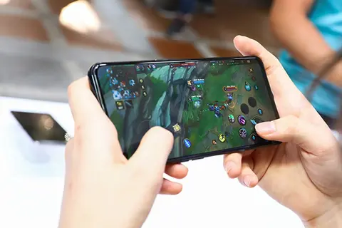 Chiến game tất thắng với bộ đôi OPPO Reno5 và Reno5 5G