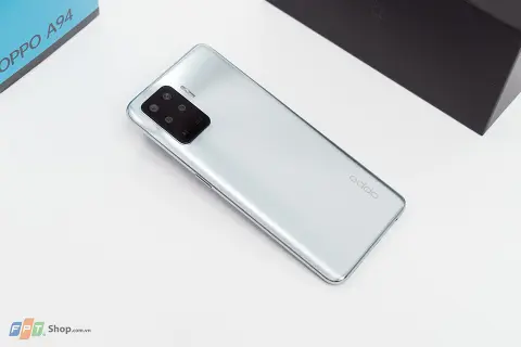 Trên tay độc quyền OPPO A94 Bạc Phá Cách: Sang trọng, tinh tế đến bất ngờ