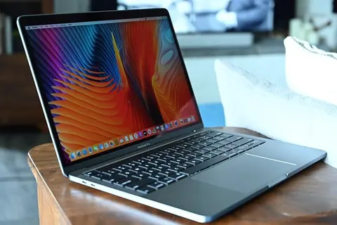 MacBook Pro 14 inch và 16 inch mới có thể sở hữu webcam 1080p