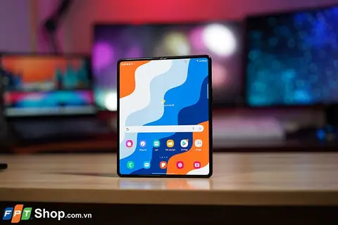 Samsung Galaxy Z Fold3 sử dụng màn hình Super AMOLED mới và tiết kiệm năng lượng hơn