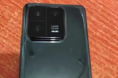 Thiết kế Xiaomi 13 lộ diện qua loạt ảnh thực tế