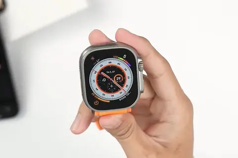 Trên tay Apple Watch Ultra: Bền bỉ, độc đáo và dành cho những ai yêu thể thao