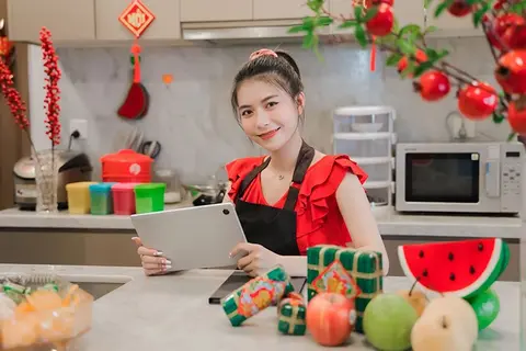 Có Samsung Galaxy Tab A8, cả năm hanh thông – cuộc đời nở bông