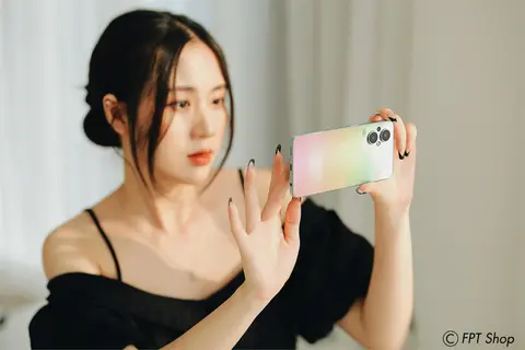 Nhận quà độc quyền từ Sơn Tùng M-TP khi đặt trước OPPO Reno7 Series tại FPT Shop