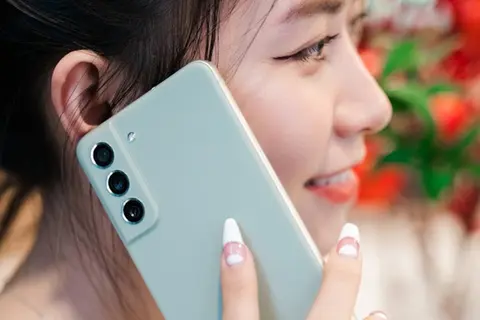 Samsung Galaxy S21 FE 5G: Top 1 quà tặng xuất sắc cho phái đẹp nhân ngày 8/3