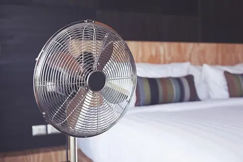 Top 5 mẫu quạt nhỏ gọn tiện lợi cho phòng ngủ của bạn