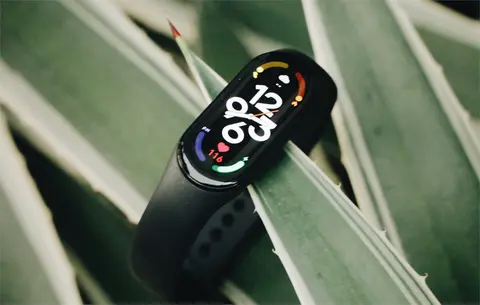 FPT Shop lên kệ vòng đeo Xiaomi Mi Band 7 chính hãng, tặng kèm loa Xiaomi 
