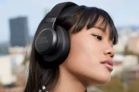 Đôi điều về JBL Pure Bass và các công nghệ âm thanh trên tai nghe hiện nay
