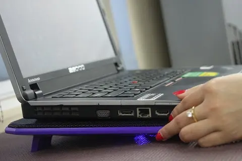 Những cách tản nhiệt cho laptop khi chơi game