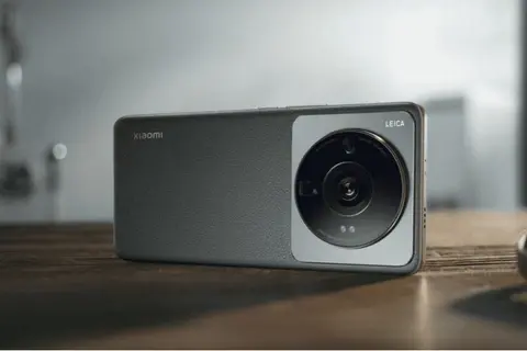 Xiaomi có thể ra mắt smartphone với sạc nhanh 200W vào năm tới