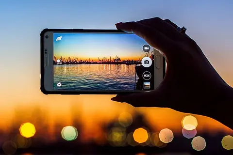 Mách bạn cách chụp ảnh đẹp bằng điện thoại thông minh đúng chuẩn để tha hồ sống ảo