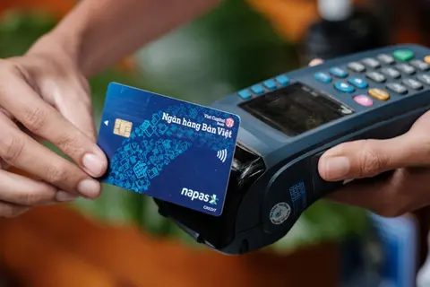 Thẻ Napas là gì? Thẻ Visa và Napas khác nhau như thế nào? So sánh hai loại thẻ