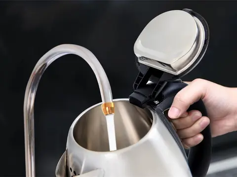 Ấm siêu tốc bị đóng cặn vôi: Nguyên nhân và cách khắc phục đơn giản, hiệu quả