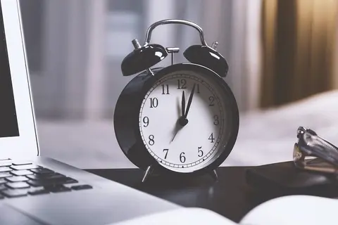 Tổng hợp những câu nói hay về thời gian đáng suy ngẫm mà bạn không nên bỏ lỡ