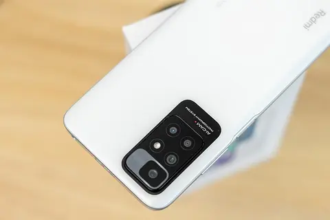 Top 7 mẫu điện thoại pin trâu sạc nhanh giá rẻ năm 2023