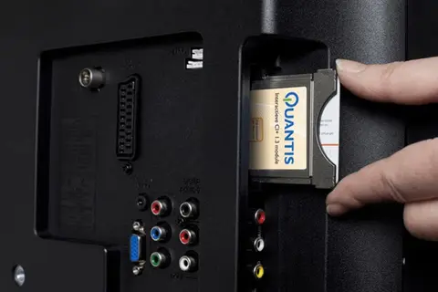 Khe cắm CI+ là gì? Lợi ích và cách thức hoạt động của khe cắm CI+