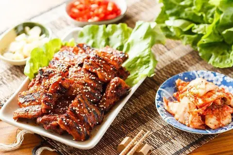 Thử ngay cách nướng thịt bằng chảo thơm ngon, đậm đà chẳng kém ngoài hàng