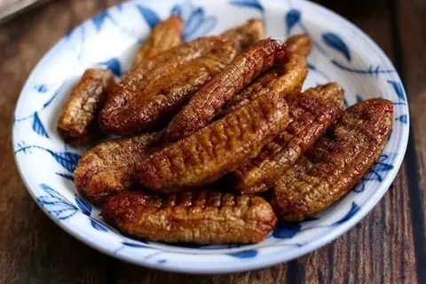 Cách làm chuối sấy dẻo bằng nồi cơm điện cực đơn giản tại nhà