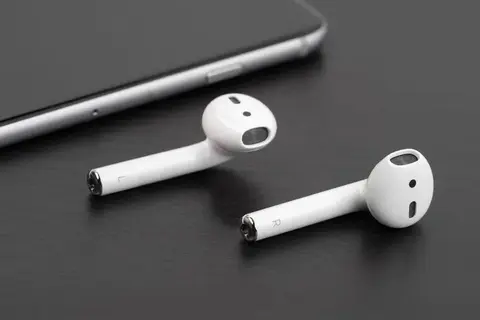Nên mua AirPods nào phù hợp nhất năm 2024? Các dòng tai nghe AirPods của nhà “Táo” hiện nay
