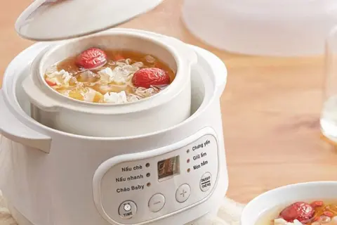 Cách chưng yến bằng nồi nấu chậm như thế nào? Trong bao lâu? Lưu ý khi thực hiện