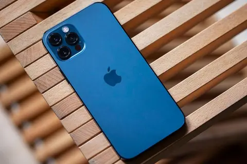 iPhone 12 Pro Max có mấy màu? Bạn có còn nên mua chiếc máy này vào năm 2024?