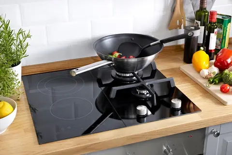 Bếp gas chạy bằng điện có tốt không? Tất tần tật thông tin từ A - Z về bếp gas chạy bằng điện