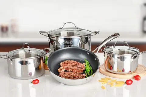 Những sai lầm cần tránh khi sử dụng nồi inox để nồi luôn bền đẹp và sáng bóng