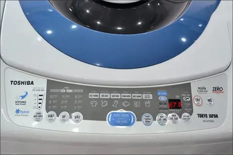 Máy giặt Toshiba báo lỗi E7-5 do nguyên nhân nào? Hướng khắc phục nhanh khi gặp phải
