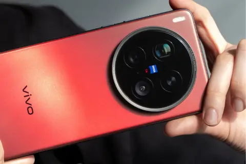 Ống kính Zeiss là gì? Vì sao xuất hiện trên nhiều điện thoại chụp ảnh cao cấp?