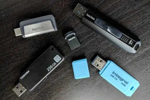 Nên format USB theo định dạng nào? So sánh FAT32, NTFS và cách chọn chuẩn phù hợp nhất