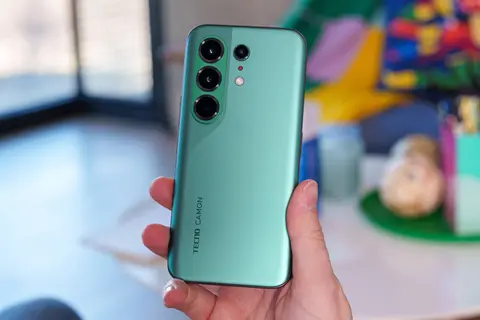 Đánh giá Tecno Camon 50 Ultra 5G: camera và pin quá mạnh, nhưng chưa phải chiếc máy dành cho game thủ