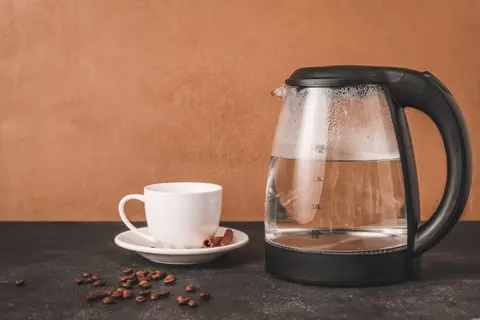 Gợi ý mua ấm siêu tốc ở đâu tại Vĩnh Long: Đâu là cửa hàng uy tín có sản phẩm đa dạng?