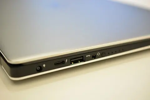 Khám phá siêu phẩm laptop gaming có cổng Thunderbolt: Lợi thế đáng kinh ngạc cho game thủ