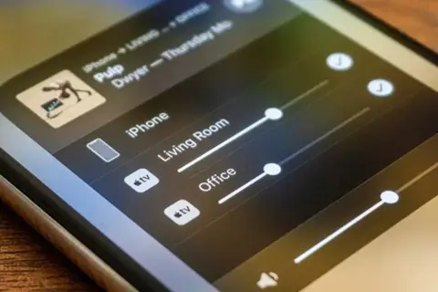Apple AirPlay 2 là gì? Vì sao hệ sinh thái giải trí Apple ngày càng gắn chặt với tính năng này?