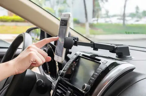 Review chi tiết các kiểu giá đỡ điện thoại phổ biến nhất hiện nay: Nên chọn mua loại nào?