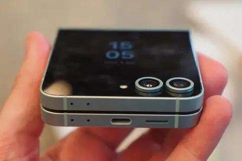Camera Samsung Galaxy Z Flip 7 có gì mới? Hé lộ nâng cấp đáng chú ý sắp ra mắt