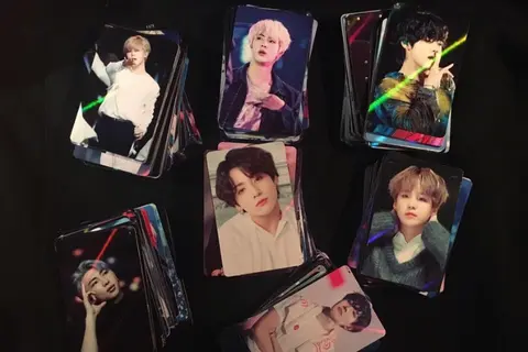 Giải mã sức hút của trào lưu card bo góc và lý do khiến mọi fan K-pop chân chính “phát cuồng”