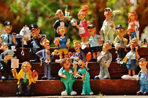 Tuyển tập 90+ câu đố về nghề nghiệp cho trẻ em và người lớn, kèm đáp án chi tiết