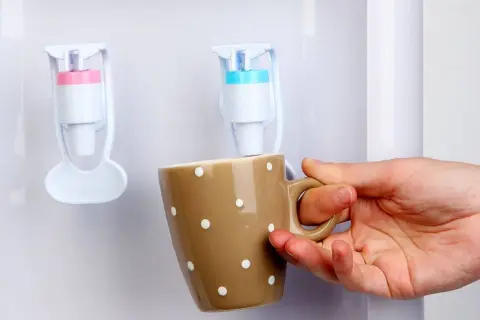 Tìm mua cây nước nóng lạnh bình âm tốt nhất 2025: Gợi ý sản phẩm bạn không thể bỏ qua