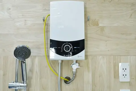 Có nên mua bình nóng lạnh trực tiếp? Lý do khiến thiết bị này ngày càng được ưa chuộng