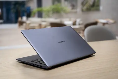 Colorful Rimbook L1: Chiếc laptop “sang chảnh” chạy chip dòng P với mức giá nhẹ ví cho GenZ