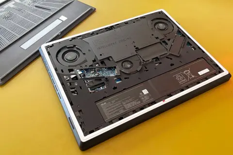 Các công nghệ pin trên laptop năm 2026: Khác nhau ra sao và đâu là xu hướng mới?