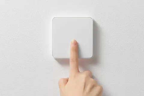 Công tắc thông minh là gì? Ưu nhược điểm, phân loại và những lưu ý khi sử dụng