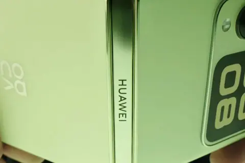 Đã có thể đặt trước Huawei Nova Flip tại Trung Quốc trước khi ra mắt vào ngày 6/8