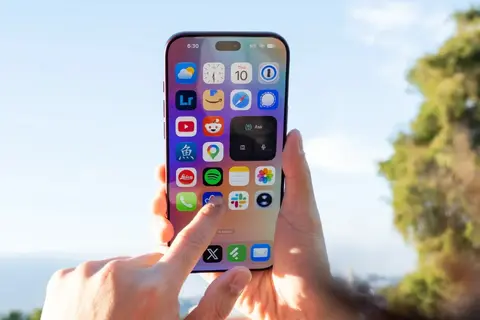 Điện thoại màn hình lớn đáng mua 2026: TOP 6 smartphone hiển thị rộng, trải nghiệm tốt