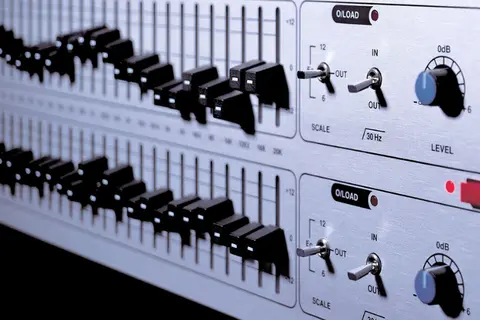 Equalizer là gì? Tìm hiểu cách EQ chỉnh âm và các bộ lọc phổ biến hiện nay