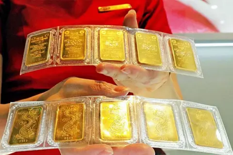 Vàng 9999 hôm nay giá bao nhiêu 1 chỉ? Cập nhật bảng giá vàng 9999 đầy đủ các thương hiệu