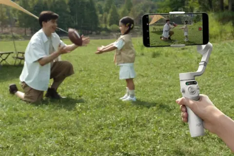 Gimbal có cần thiết khi quay video không? Khi nào nên đầu tư để nâng tầm chất lượng hình ảnh?