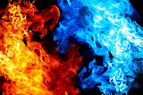 Tổng hợp hình nền lửa sắc nét và sống động để làm nổi bật màn hình máy tính và điện thoại của bạn